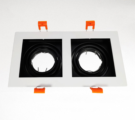 二重ヘッド長方形Mr16 Downlightハウジングの調節可能な角度は引込んだ